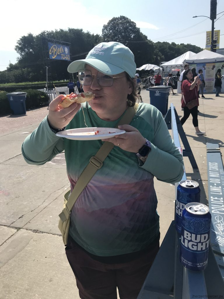 Deep Dish Pizza typisch für Chicago