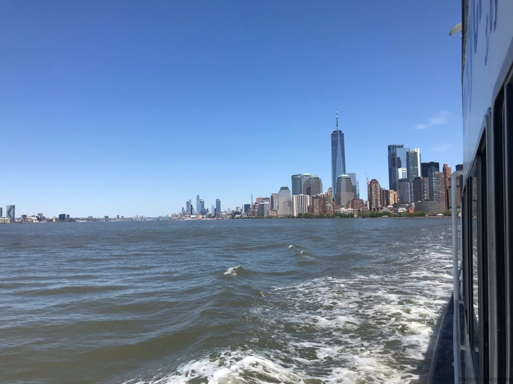 Big Apple - New York von der Fähre "Statue City Cruises" aus